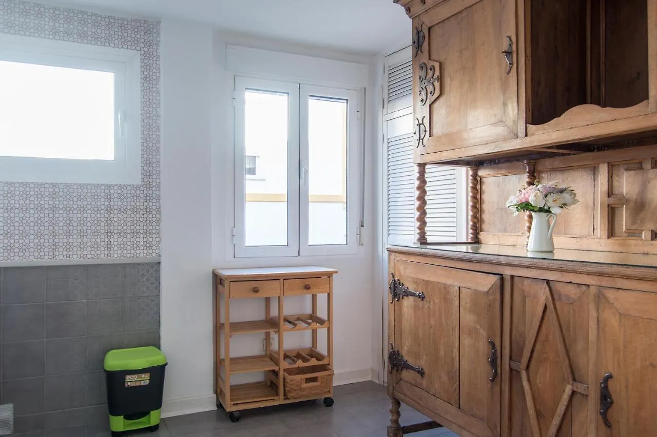 Riverside Apartment In Triana Seville