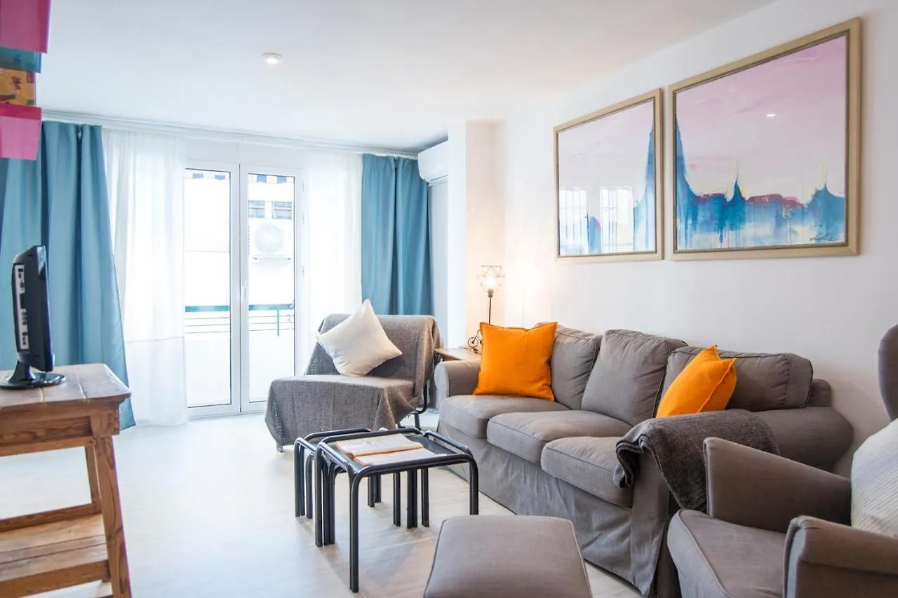 Riverside Apartment In Triana Seville