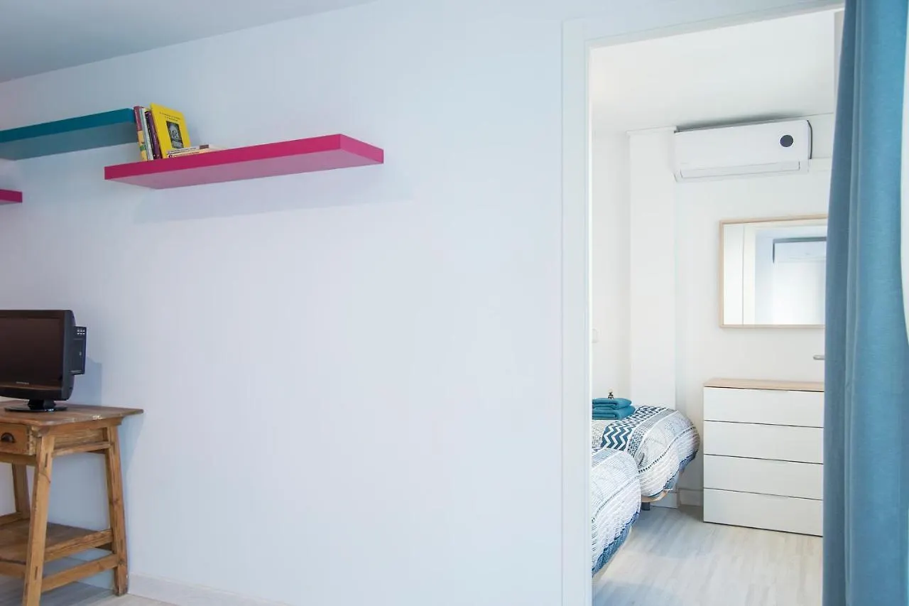 Riverside Apartment In Triana Seville